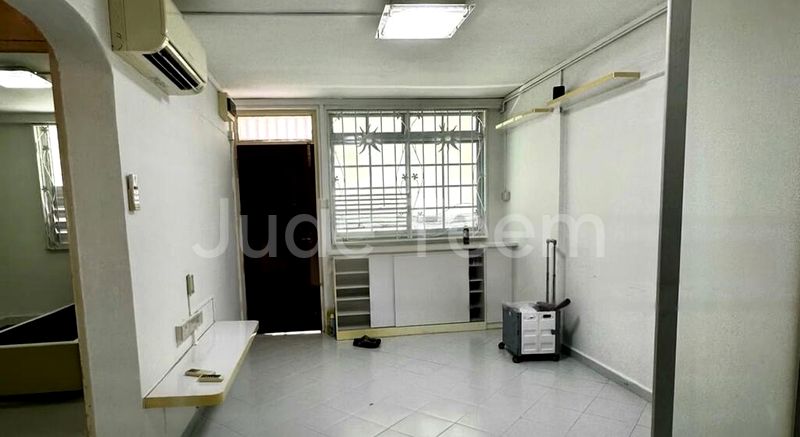 3 Room (3NG) HDB for Rent in  195 Bishan Street 13 - Image 12